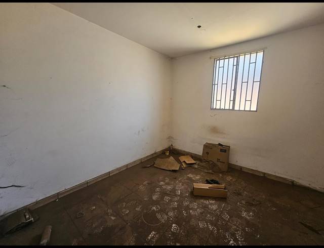 8,000M² WAREHOUSE TO LET IN ALRODE
